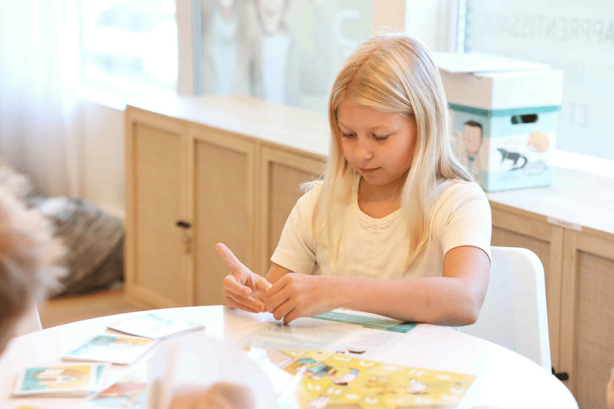 D97904B7-B922-4D69-A21C-E5563F40E8EC